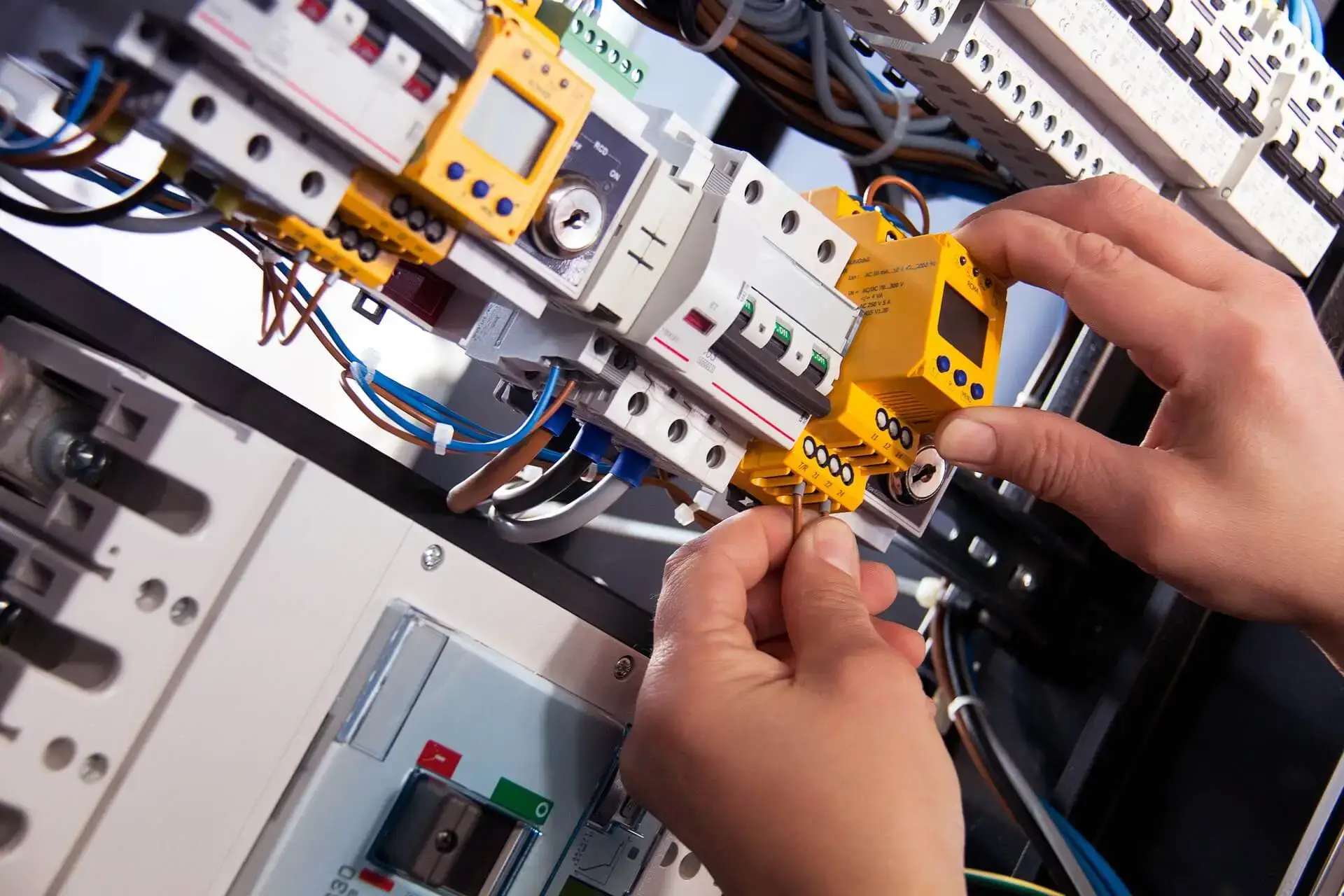 Certified electricians in Bermondsey